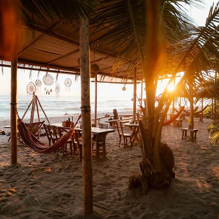 Lote 10 Glamping Hotel Guachaca ภายนอก รูปภาพ