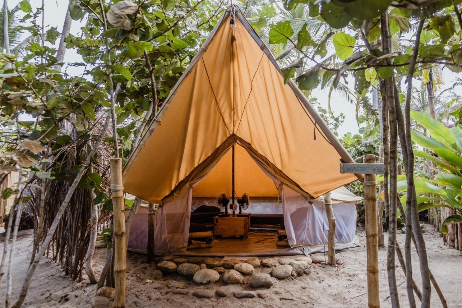 Lote 10 Glamping Hotel Guachaca ภายนอก รูปภาพ