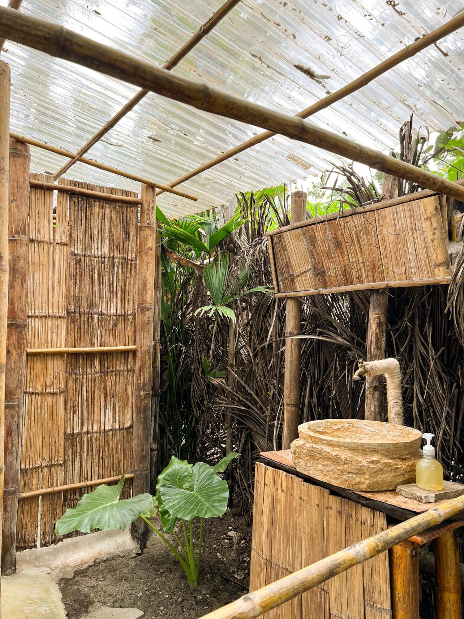 Lote 10 Glamping Hotel Guachaca ภายนอก รูปภาพ