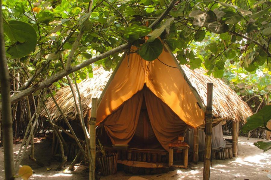 Lote 10 Glamping Hotel Guachaca ภายนอก รูปภาพ