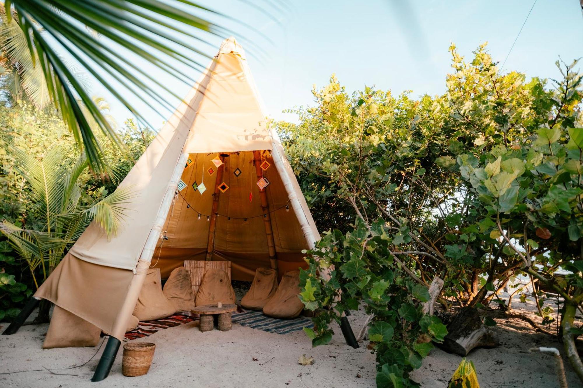 Lote 10 Glamping Hotel Guachaca ภายนอก รูปภาพ